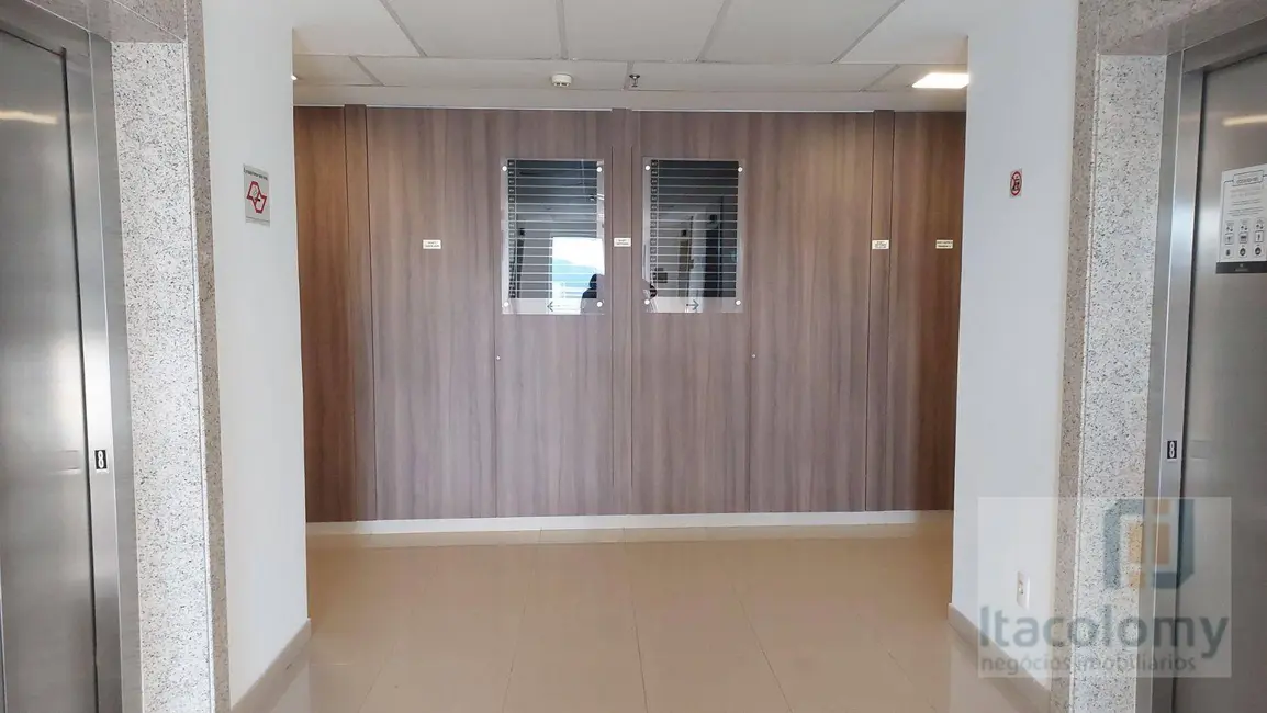 Foto 8 de Sala Comercial para alugar, 334m2 em Alphaville Industrial, Barueri - SP