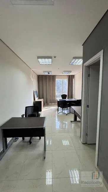 Foto 4 de Sala Comercial para alugar, 29m2 em Tamboré, Santana De Parnaiba - SP