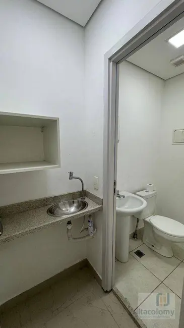 Foto 3 de Sala Comercial para alugar, 29m2 em Tamboré, Santana De Parnaiba - SP