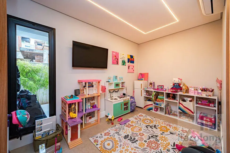 Foto 9 de Casa de Condomínio com 3 quartos à venda e para alugar, 364m2 em Santana De Parnaiba - SP