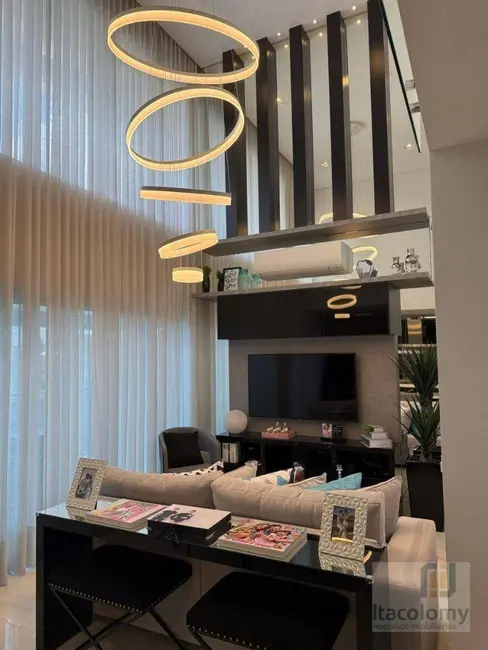 Apartamento com 3 quartos à venda e para alugar, 134m2 em Empresarial 18 do Forte, Barueri - SP - imagem 8 Foto 8 de Apartamento com 3 quartos à venda e para alugar, 134m2 em Empresarial 18 do Forte, Barueri - SP