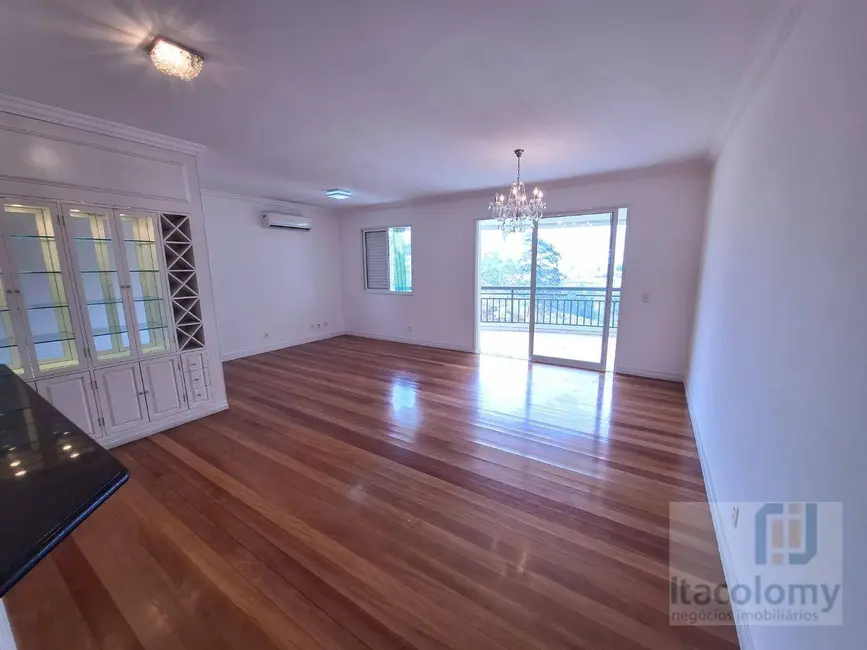 Apartamento com 2 quartos para alugar, 122m2 em Tamboré, Santana De Parnaiba - SP - imagem 1 Foto 1 de Apartamento com 2 quartos para alugar, 122m2 em Tamboré, Santana De Parnaiba - SP