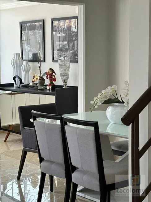 Casa de Condomínio com 3 quartos à venda, 165m2 em Santana De Parnaiba - SP - imagem 3 Foto 3 de Casa de Condomínio com 3 quartos à venda, 165m2 em Santana De Parnaiba - SP