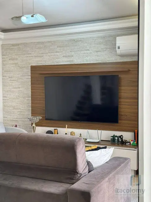 Casa de Condomínio com 3 quartos à venda, 165m2 em Santana De Parnaiba - SP - imagem 5 Foto 5 de Casa de Condomínio com 3 quartos à venda, 165m2 em Santana De Parnaiba - SP