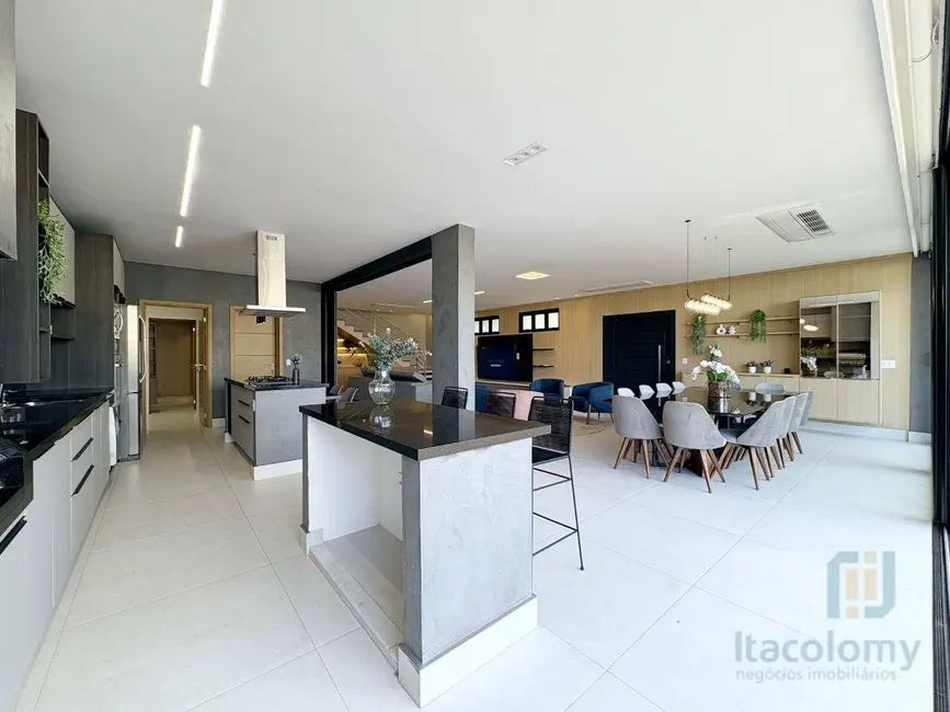 Foto 5 de Casa de Condomínio com 4 quartos à venda, 420m2 em Tamboré, Santana De Parnaiba - SP