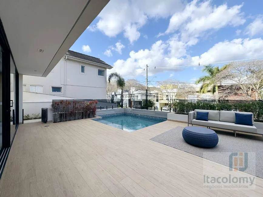 Foto 2 de Casa de Condomínio com 4 quartos à venda, 420m2 em Tamboré, Santana De Parnaiba - SP