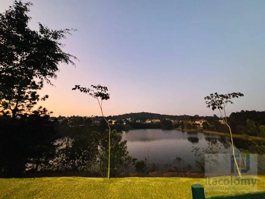 Foto 1 de Terreno / Lote à venda, 900m2 em Residencial Morada dos Lagos, Barueri - SP