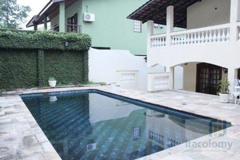 Foto 2 de Casa de Condomínio com 4 quartos à venda e para alugar, 600m2 em Santana De Parnaiba - SP