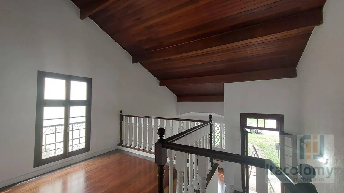 Foto 6 de Casa de Condomínio com 3 quartos à venda e para alugar, 420m2 em Santana De Parnaiba - SP