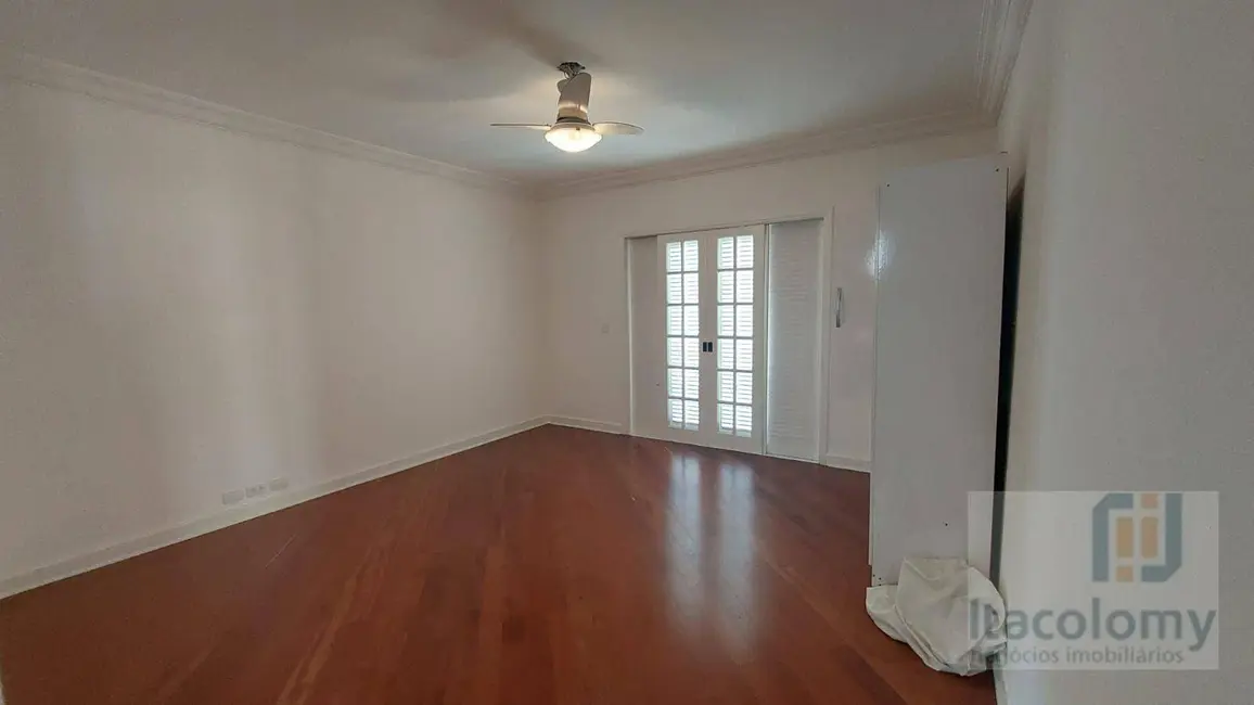 Foto 4 de Casa de Condomínio com 3 quartos à venda e para alugar, 420m2 em Santana De Parnaiba - SP