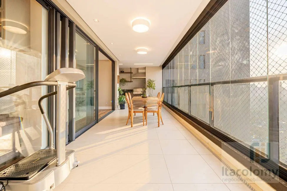 Apartamento com 4 quartos à venda e para alugar, 281m2 em Alphaville Industrial, Barueri - SP - imagem 5 Foto 5 de Apartamento com 4 quartos à venda e para alugar, 281m2 em Alphaville Industrial, Barueri - SP