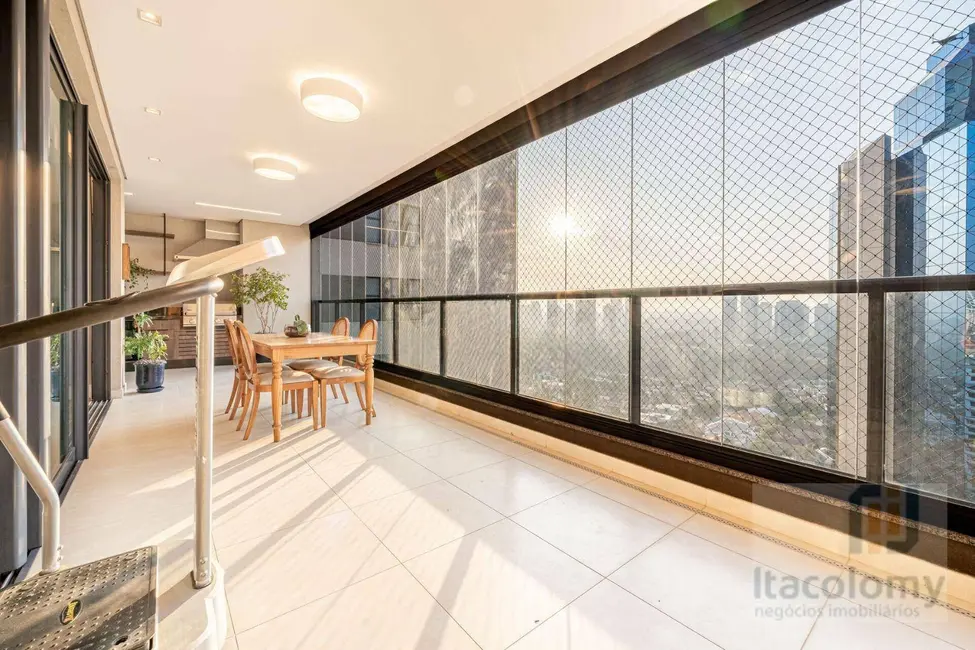 Foto 2 de Apartamento com 4 quartos à venda e para alugar, 281m2 em Alphaville Industrial, Barueri - SP