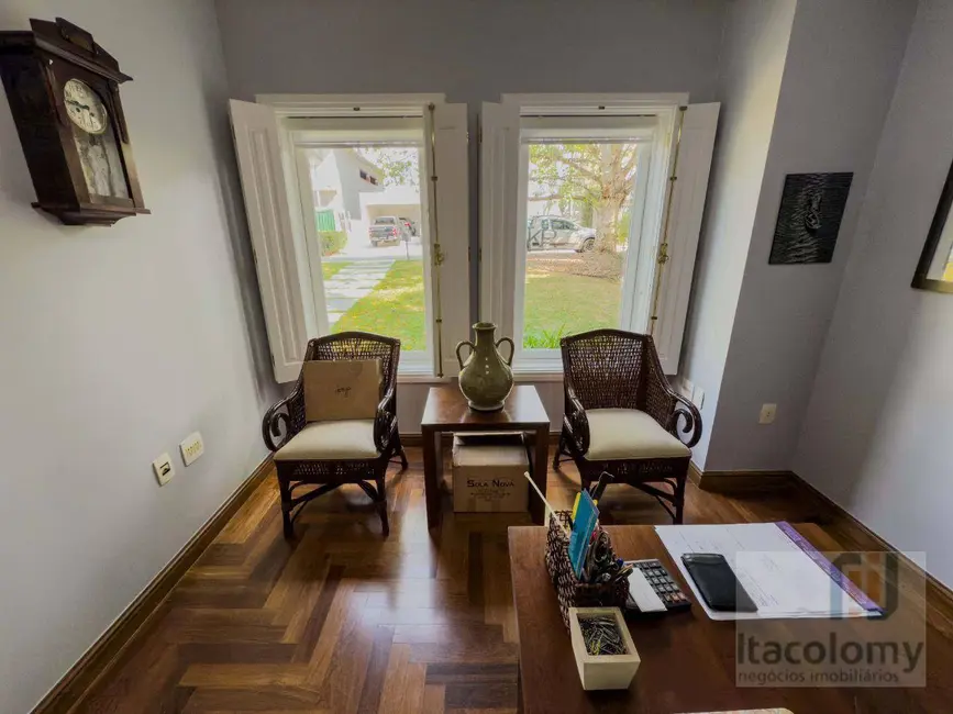 Foto 6 de Casa de Condomínio com 3 quartos para alugar, 684m2 em Santana De Parnaiba - SP