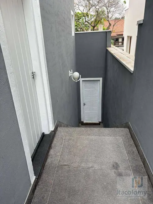 Casa de Condomínio com 4 quartos à venda e para alugar, 450m2 em Santana De Parnaiba - SP - imagem 8 Foto 8 de Casa de Condomínio com 4 quartos à venda e para alugar, 450m2 em Santana De Parnaiba - SP