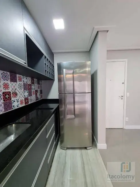 Foto 4 de Apartamento com 2 quartos à venda e para alugar, 62m2 em Alphaville Empresarial, Barueri - SP