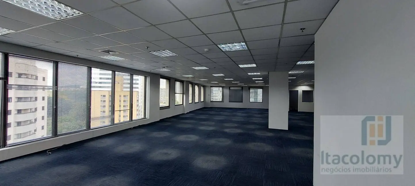 Sala Comercial para alugar, 380m2 em Empresarial 18 do Forte, Barueri - SP - imagem 3 Foto 3 de Sala Comercial para alugar, 380m2 em Empresarial 18 do Forte, Barueri - SP