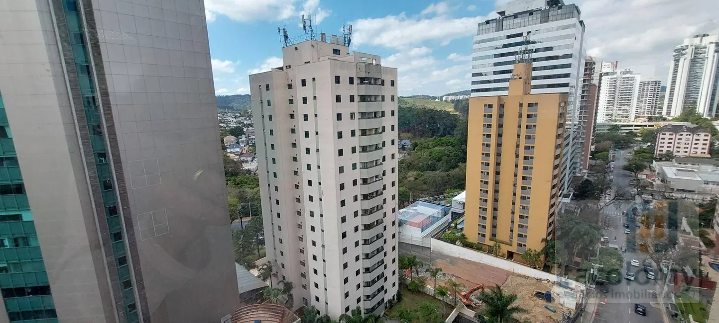 Sala Comercial para alugar, 380m2 em Empresarial 18 do Forte, Barueri - SP - imagem 5 Foto 5 de Sala Comercial para alugar, 380m2 em Empresarial 18 do Forte, Barueri - SP