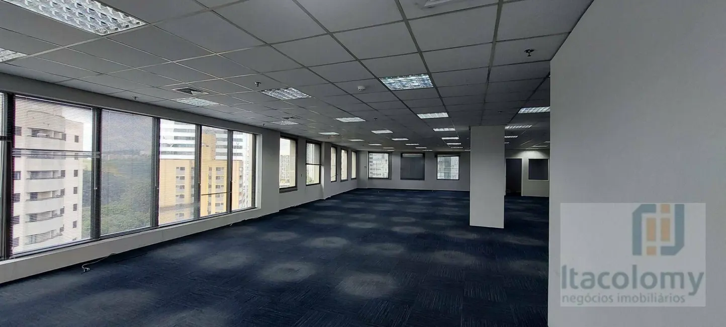 Foto 3 de Sala Comercial para alugar, 720m2 em Empresarial 18 do Forte, Barueri - SP