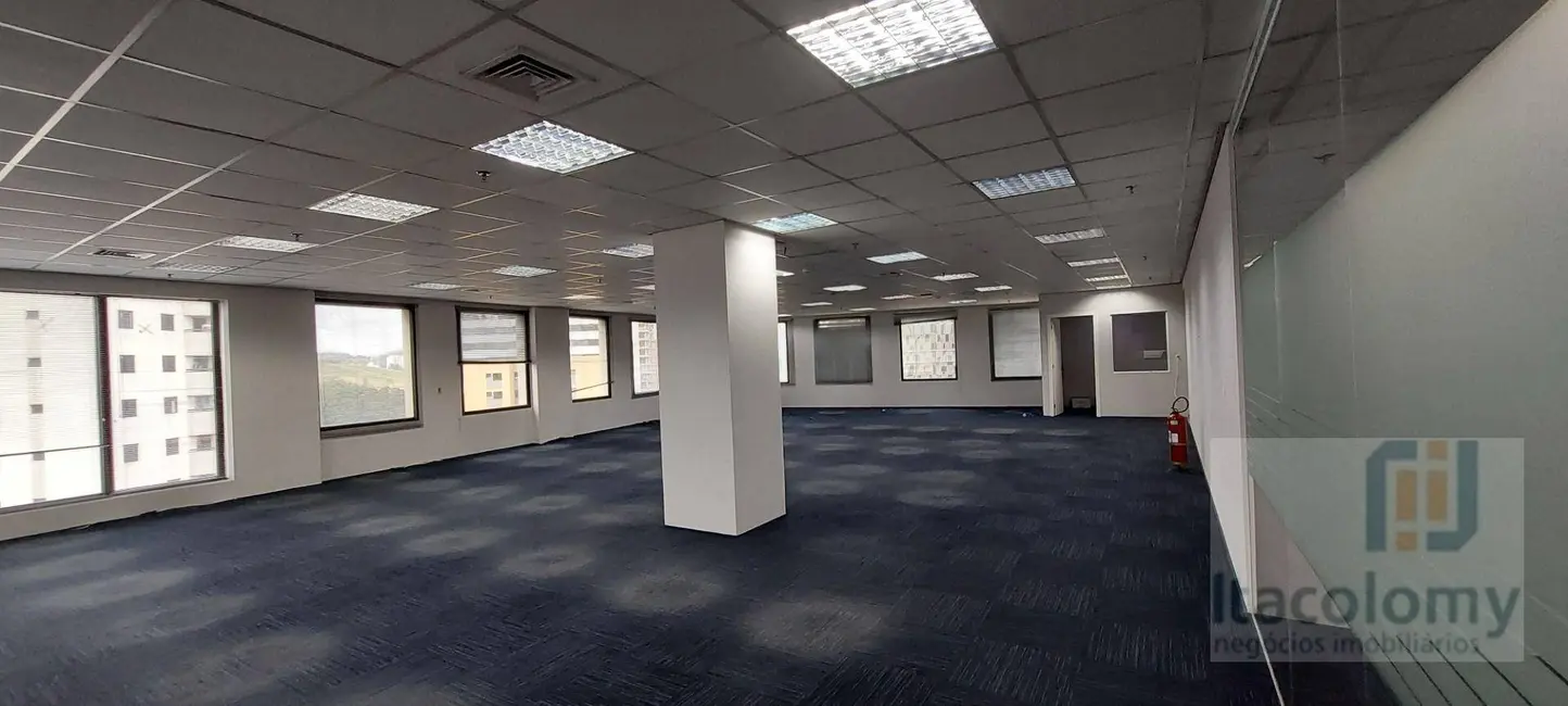 Foto 2 de Sala Comercial para alugar, 720m2 em Empresarial 18 do Forte, Barueri - SP