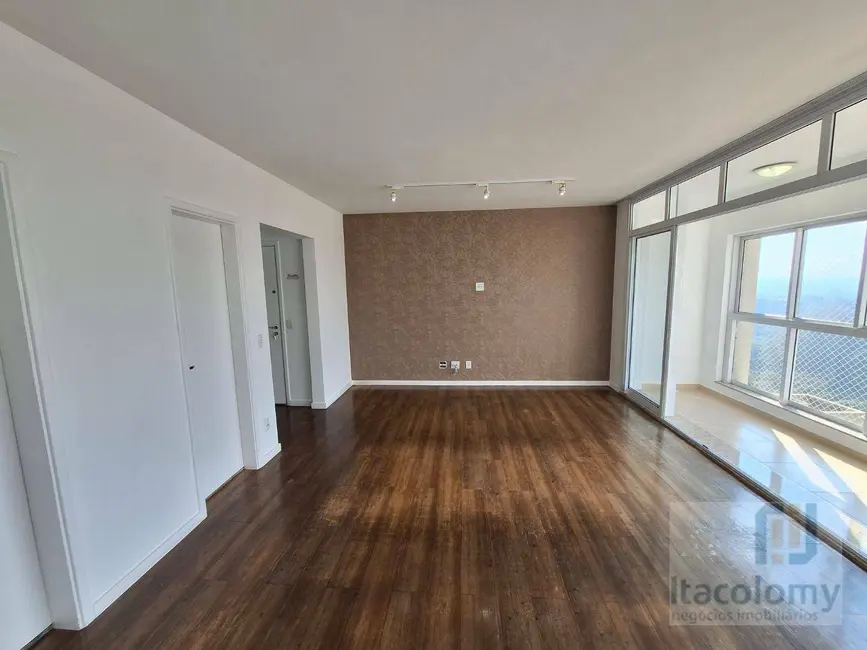 Foto 1 de Apartamento com 3 quartos para alugar, 122m2 em Alphaville Conde II, Barueri - SP