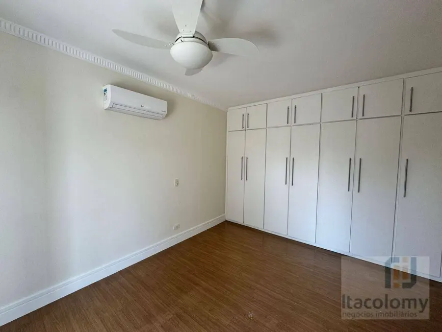 Foto 9 de Casa de Condomínio com 4 quartos para alugar, 560m2 em Barueri - SP