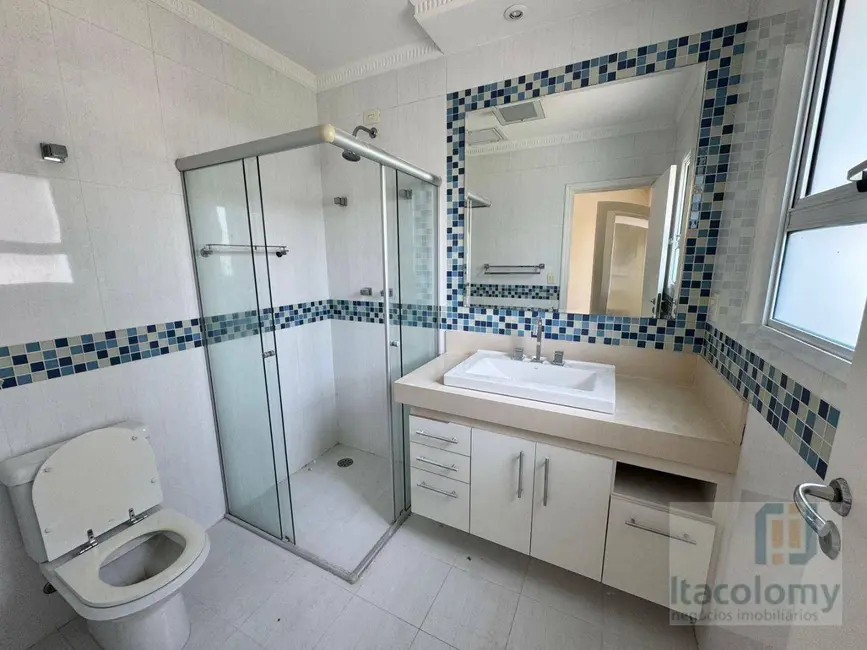 Foto 4 de Casa de Condomínio com 4 quartos para alugar, 560m2 em Barueri - SP