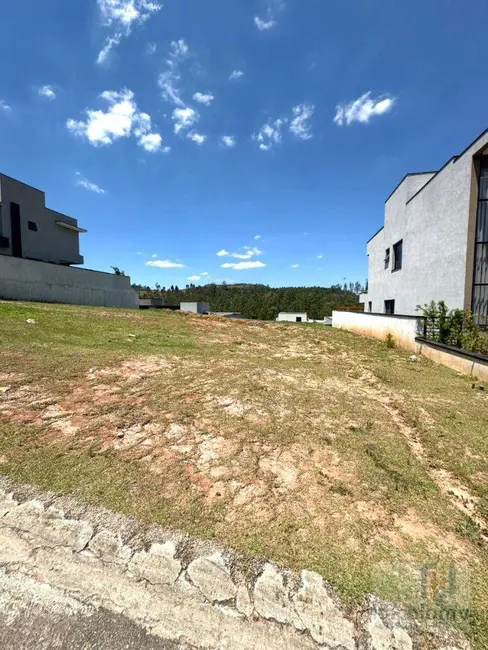 Terreno / Lote à venda, 421m2 em Colinas da Anhangüera, Santana De Parnaiba - SP - imagem 1 Foto 1 de Terreno / Lote à venda, 421m2 em Colinas da Anhangüera, Santana De Parnaiba - SP