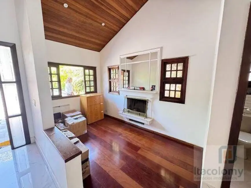 Casa de Condomínio com 4 quartos à venda, 560m2 em Barueri - SP - imagem 5 Foto 5 de Casa de Condomínio com 4 quartos à venda, 560m2 em Barueri - SP