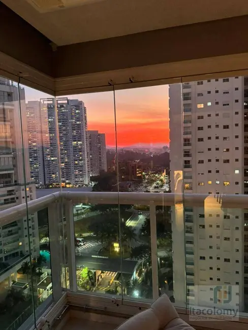 Foto 4 de Apartamento com 3 quartos à venda, 200m2 em Barueri - SP