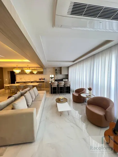 Foto 4 de Apartamento com 3 quartos à venda, 228m2 em Alphaville Empresarial, Barueri - SP