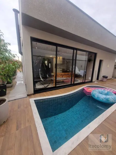 Foto 2 de Casa de Condomínio com 3 quartos à venda, 348m2 em Suru, Santana De Parnaiba - SP