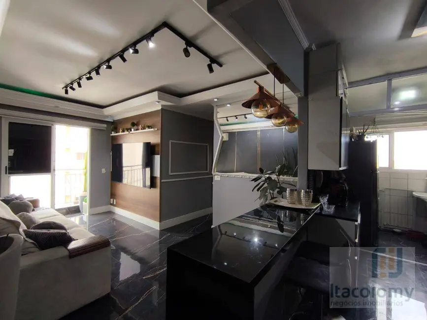 Apartamento com 3 quartos à venda, 68m2 em Jardim Tupanci, Barueri - SP - imagem 2 Foto 2 de Apartamento com 3 quartos à venda, 68m2 em Jardim Tupanci, Barueri - SP