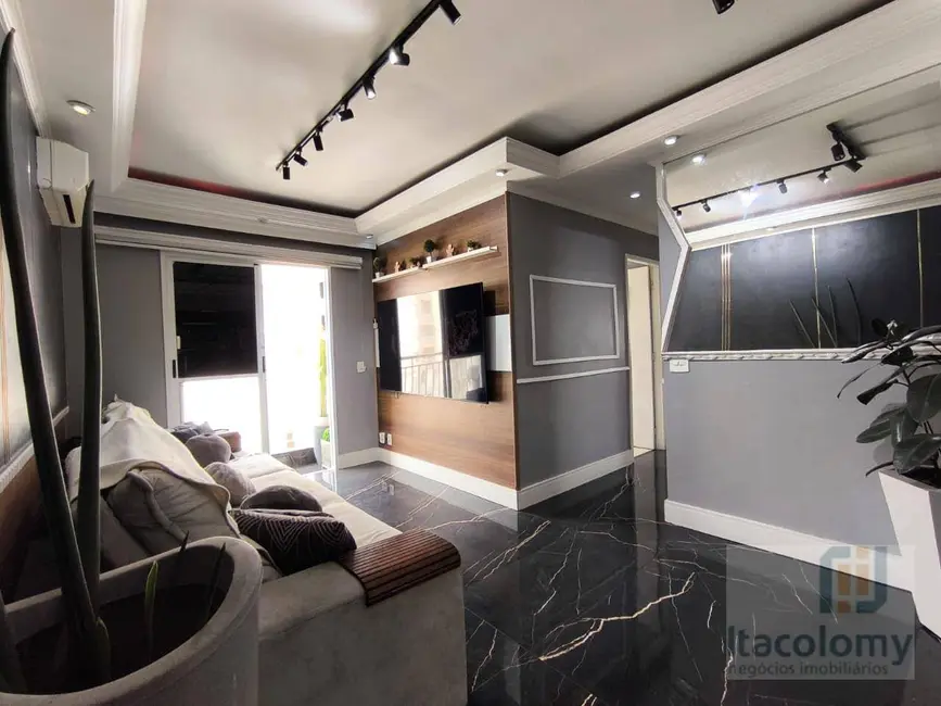 Apartamento com 3 quartos à venda, 68m2 em Jardim Tupanci, Barueri - SP - imagem 1 Foto 1 de Apartamento com 3 quartos à venda, 68m2 em Jardim Tupanci, Barueri - SP