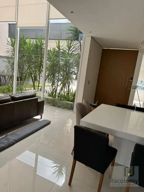 Foto 2 de Casa de Condomínio com 4 quartos à venda e para alugar, 525m2 em Santana De Parnaiba - SP