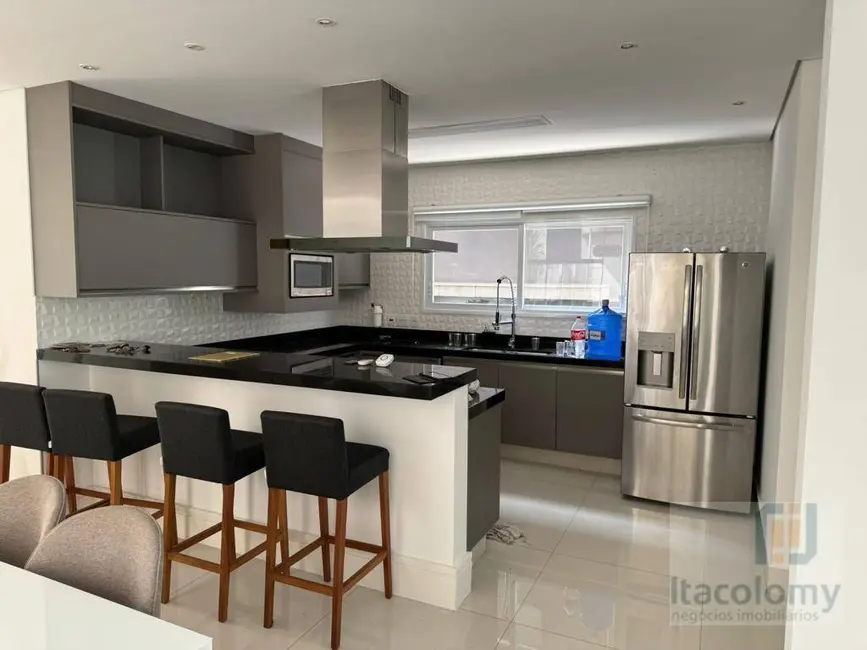 Casa de Condomínio com 4 quartos à venda e para alugar, 525m2 em Santana De Parnaiba - SP - imagem 9 Foto 9 de Casa de Condomínio com 4 quartos à venda e para alugar, 525m2 em Santana De Parnaiba - SP