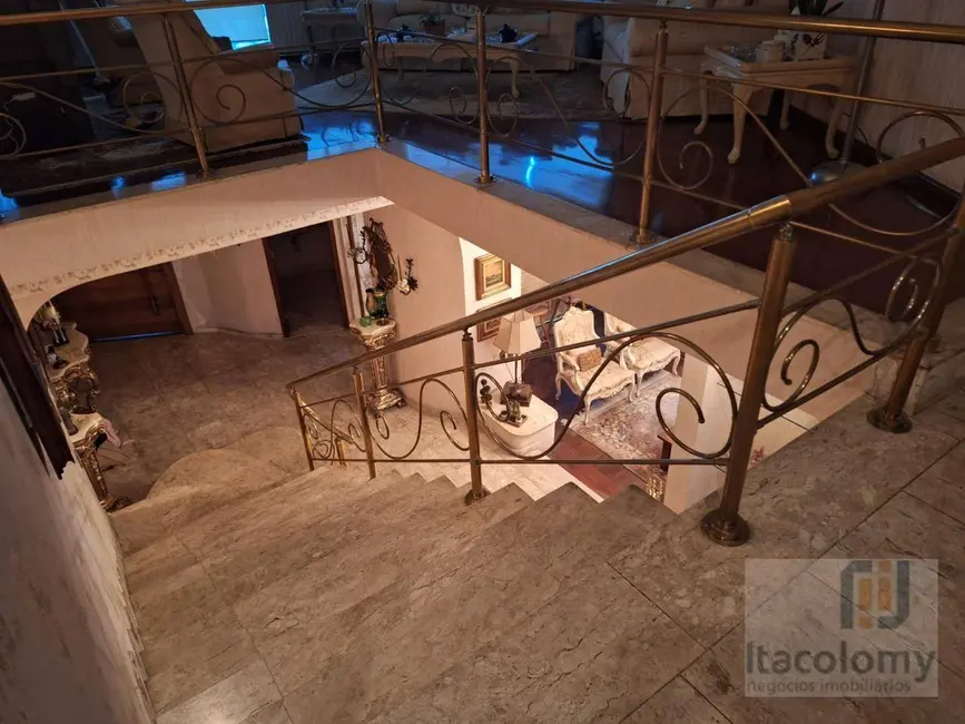 Foto 9 de Casa de Condomínio com 4 quartos à venda e para alugar, 640m2 em Barueri - SP