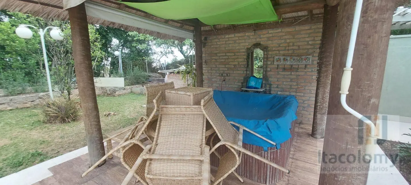 Foto 5 de Casa de Condomínio com 3 quartos à venda e para alugar, 688m2 em Santana De Parnaiba - SP