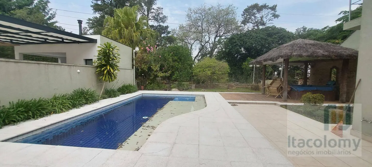 Foto 3 de Casa de Condomínio com 3 quartos à venda e para alugar, 688m2 em Santana De Parnaiba - SP