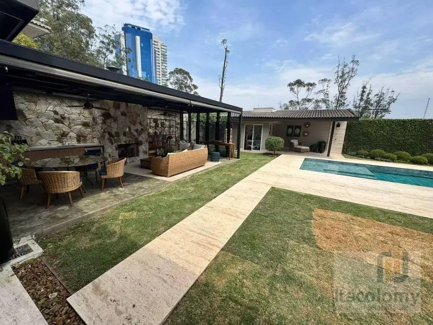 Foto 3 de Casa de Condomínio com 4 quartos à venda, 706m2 em Barueri - SP