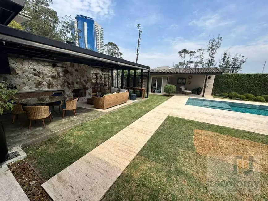 Foto 2 de Casa de Condomínio com 4 quartos à venda, 706m2 em Barueri - SP