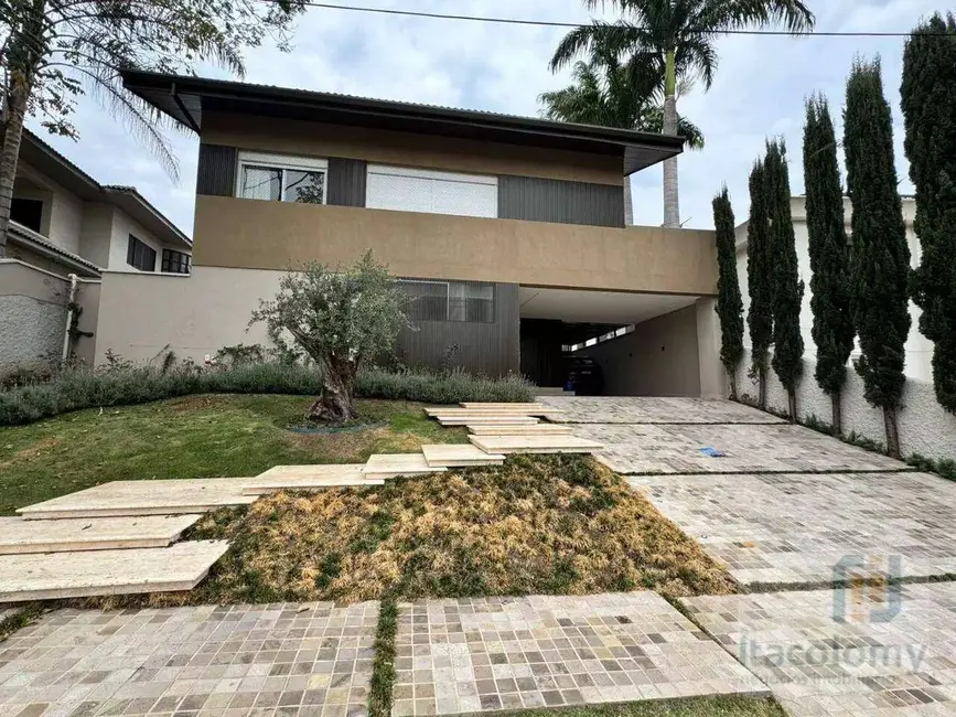 Foto 2 de Casa de Condomínio com 4 quartos à venda, 706m2 em Barueri - SP