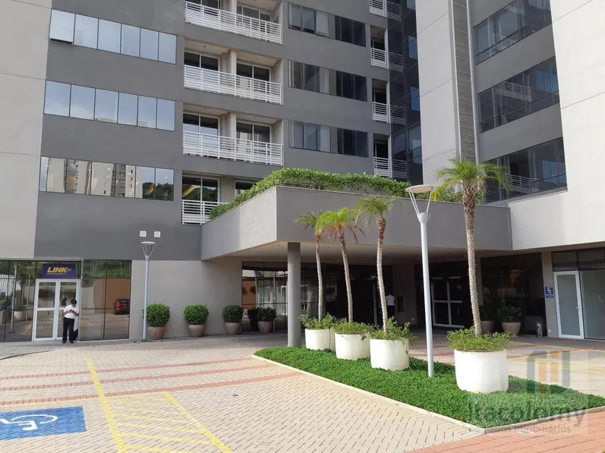 Foto 3 de Kitnet com 1 quarto para alugar, 50m2 em Tamboré, Santana De Parnaiba - SP