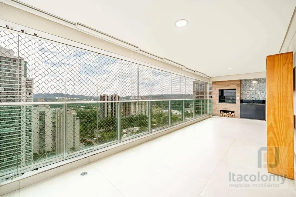 Foto 1 de Apartamento com 3 quartos para alugar, 207m2 em Alphaville Industrial, Barueri - SP