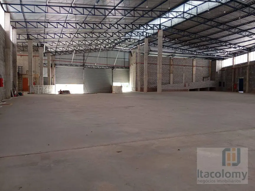 Armazém / Galpão à venda e para alugar, 3550m2 em Tamboré, Barueri - SP - imagem 4 Foto 4 de Armazém / Galpão à venda e para alugar, 3550m2 em Tamboré, Barueri - SP