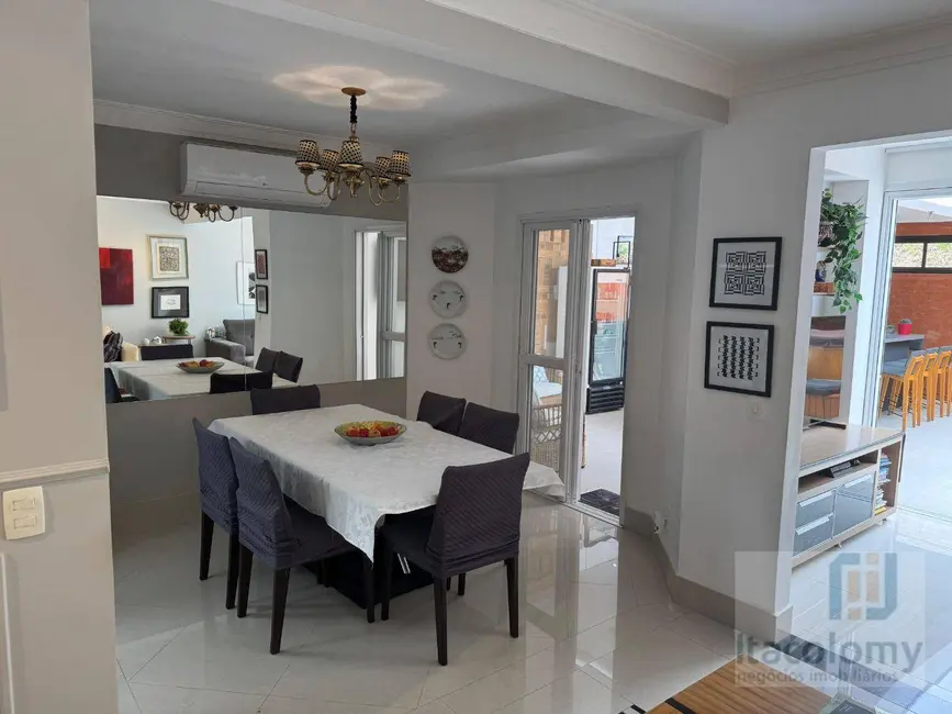 Foto 3 de Casa de Condomínio com 3 quartos à venda, 157m2 em Tamboré, Santana De Parnaiba - SP