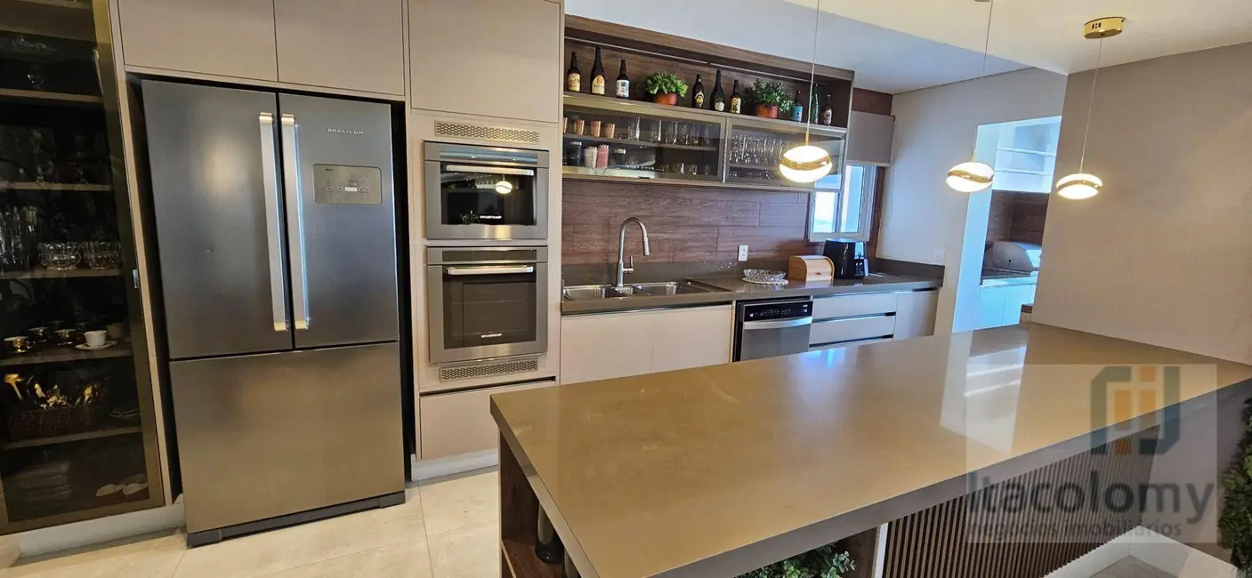 Foto 4 de Apartamento com 3 quartos à venda, 202m2 em Santana De Parnaiba - SP