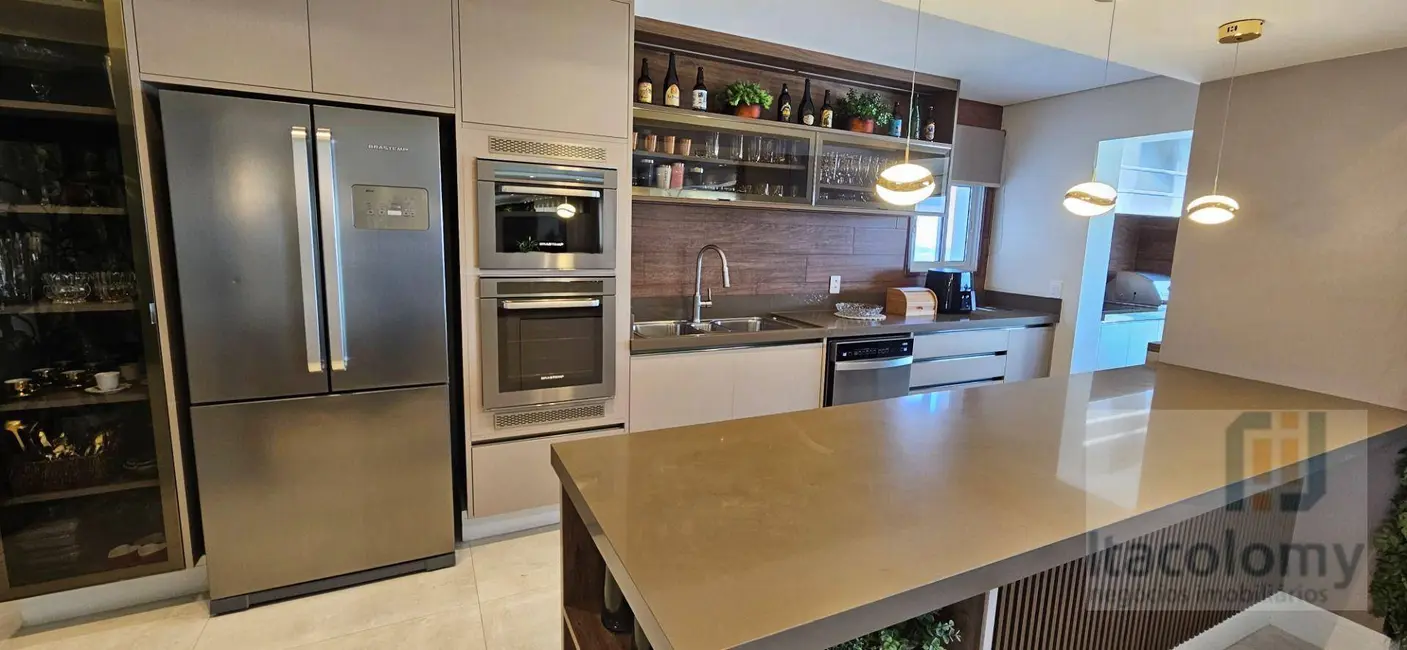 Foto 4 de Apartamento com 3 quartos à venda, 202m2 em Santana De Parnaiba - SP