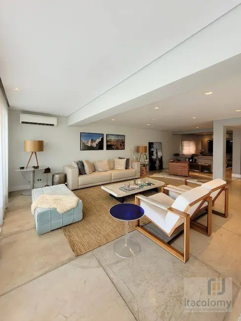 Foto 8 de Casa de Condomínio com 4 quartos à venda, 380m2 em Santana De Parnaiba - SP