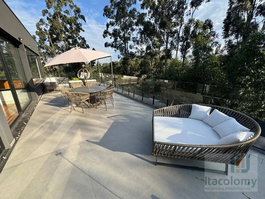 Casa de Condomínio com 5 quartos à venda, 780m2 em Tamboré, Santana De Parnaiba - SP - imagem 2 Foto 2 de Casa de Condomínio com 5 quartos à venda, 780m2 em Tamboré, Santana De Parnaiba - SP