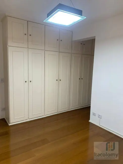 Foto 9 de Apartamento com 4 quartos para alugar, 278m2 em Barueri - SP